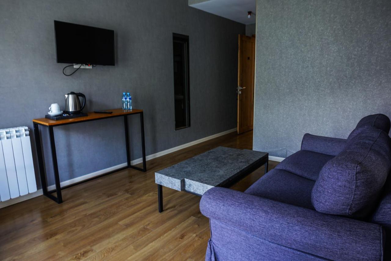 Hotel Stancia Kazbegi - City Center Eksteriør bilde