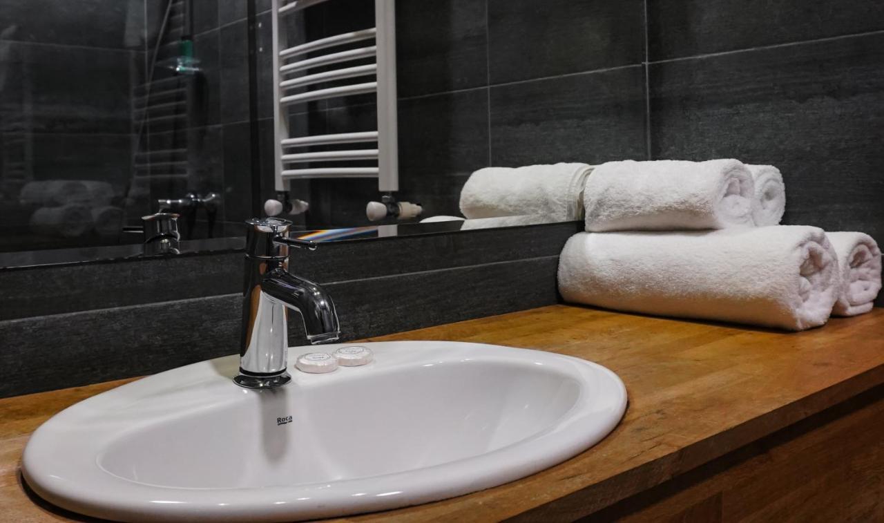 Hotel Stancia Kazbegi - City Center Eksteriør bilde