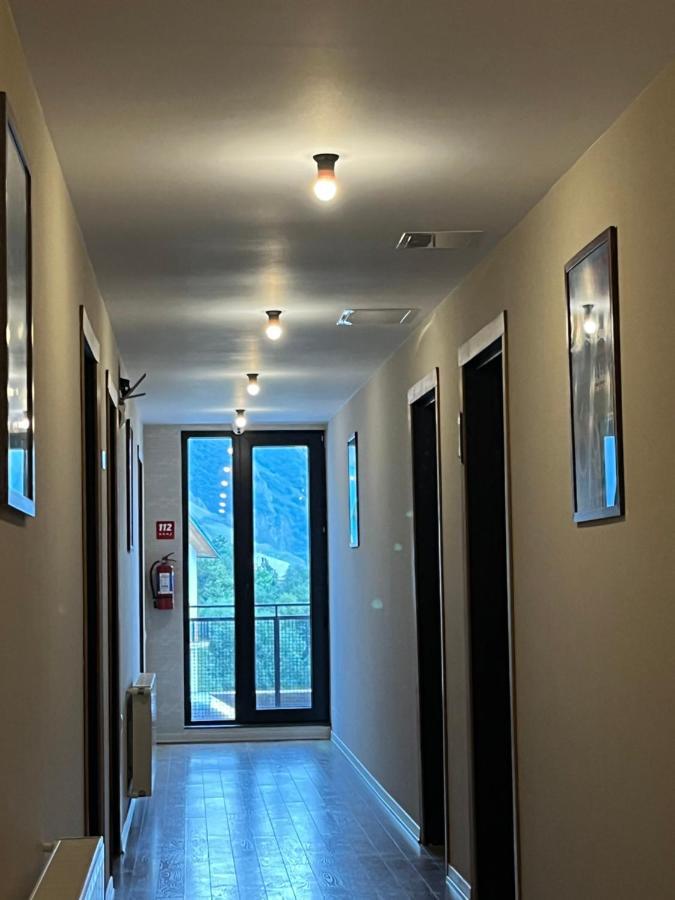Hotel Stancia Kazbegi - City Center Eksteriør bilde